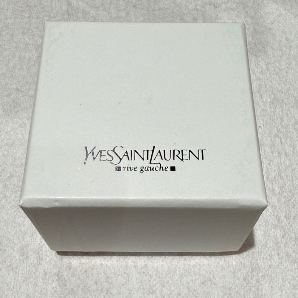 Saint Laurent Brown Heart Earrings - Picture 8 of 8